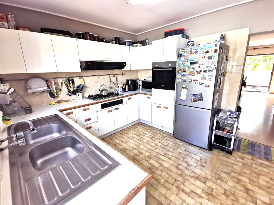 To Let 3 Bedroom Property for Rent in Kleingeluk Western Cape